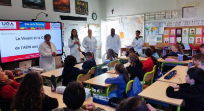 Des chercheurs du CNRS à l’école Sainte Marie Des chercheurs du CNRS à l’école Sainte Marie